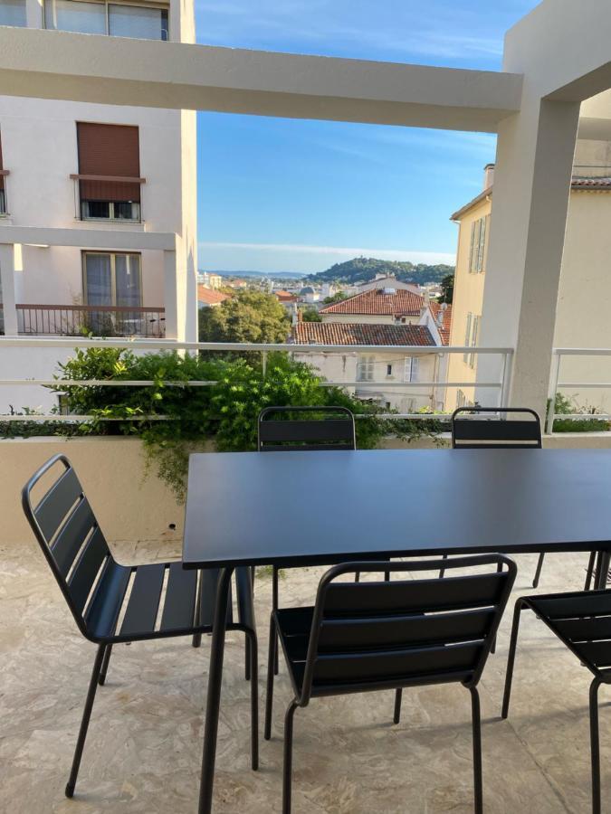 Terrasse Plein Sud - Chaleureux En Centre Ville Hyères Exterior foto